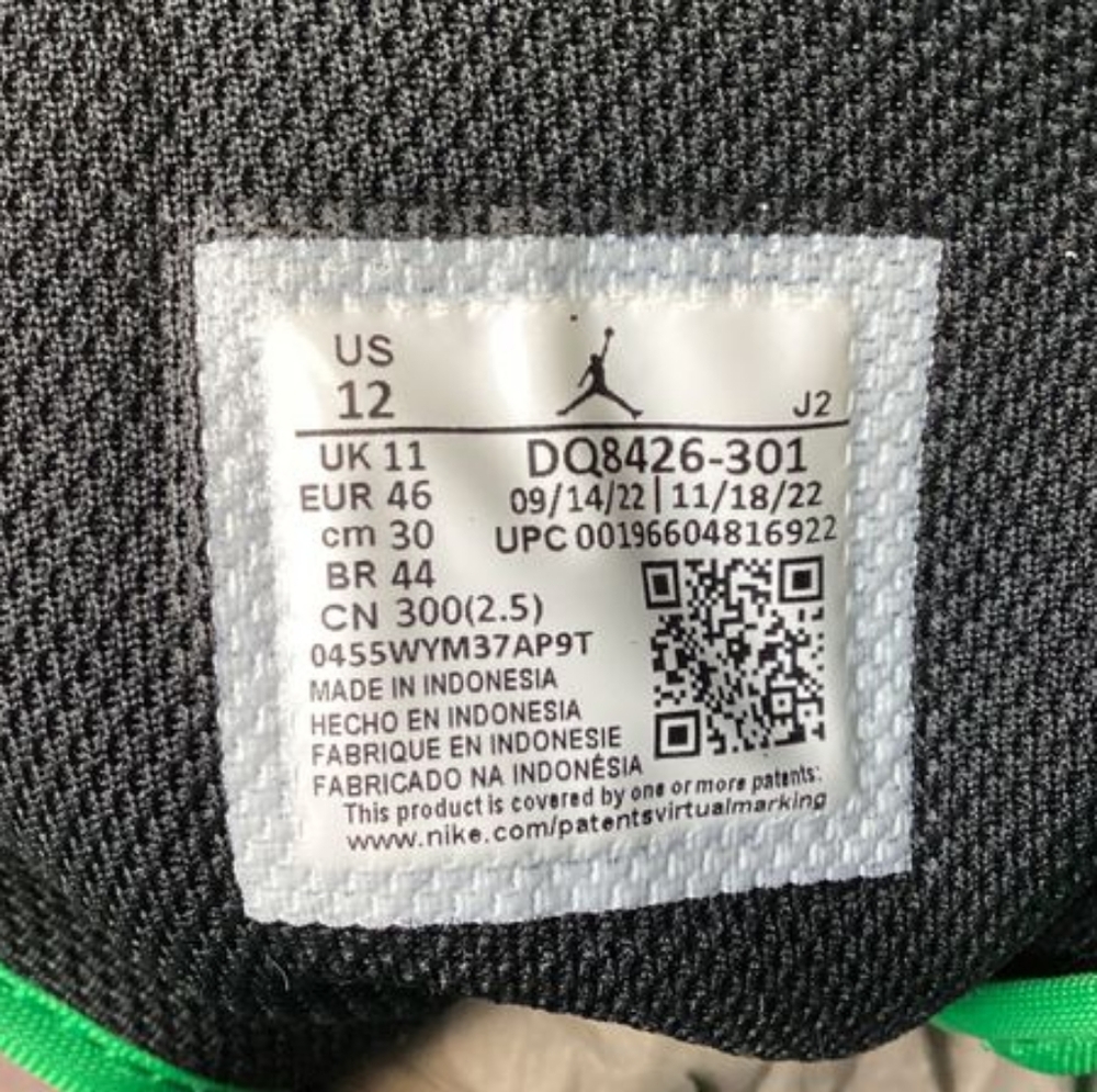 Men's Nike Air Jordan 1 Mid Lucky Green.